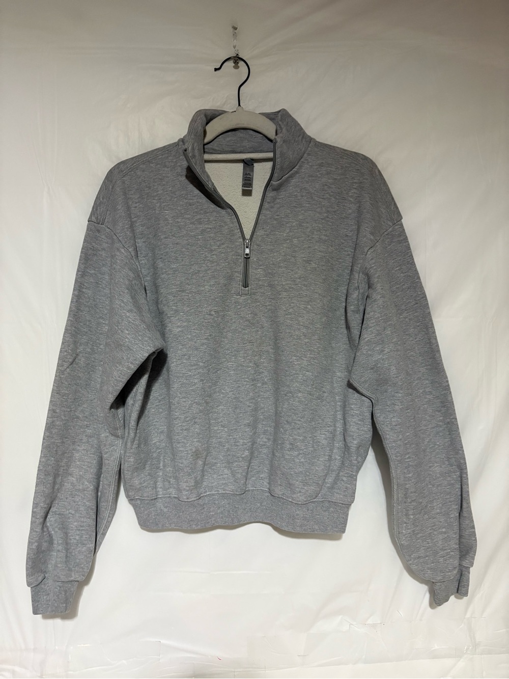 SKIMS Gray Half-Zip Sweatshirt Pullover